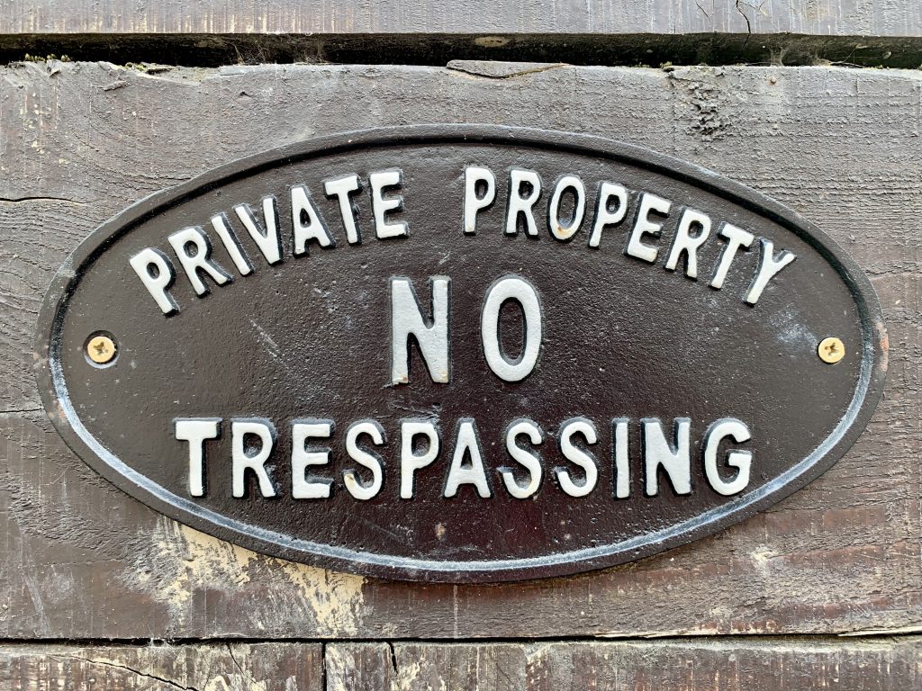 No trespassing