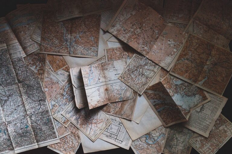 11 Map Symbols in Ancient Charts That Reveal Hidden Cultural Stories