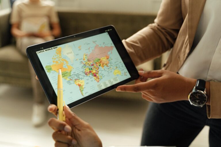 9 Interactive Mapping Techniques for Storytelling That Transform Digital Narratives