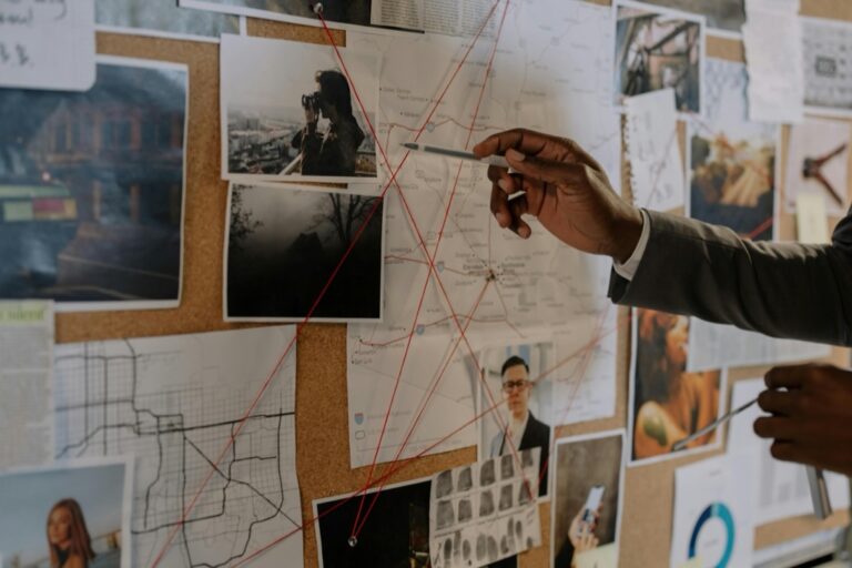 11 Narrative Mapping Techniques for Urban Storytelling That Reveal Hidden Histories