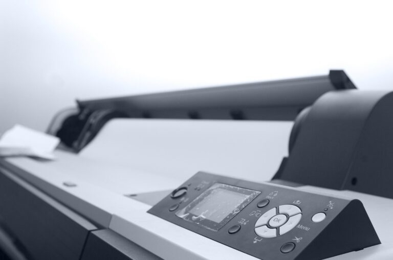 8 Ways to Fix Scale Distortions in Large Prints Like a Pro
