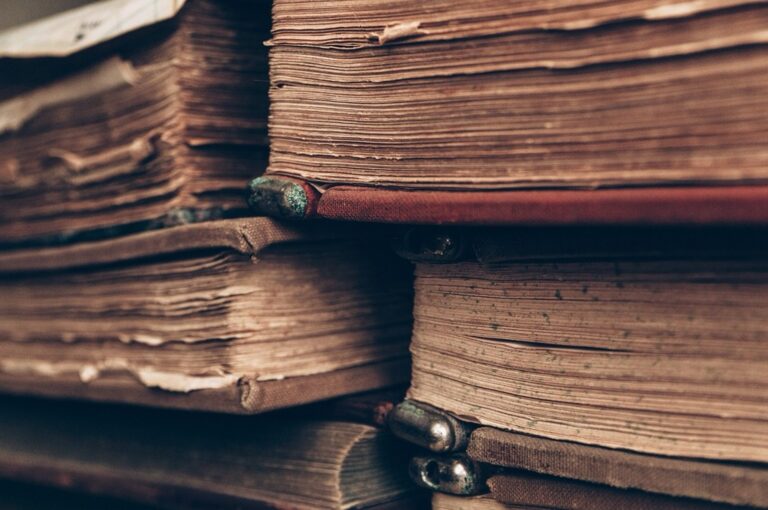8 Steps to Implement Metadata Standards for Cartographic Archives