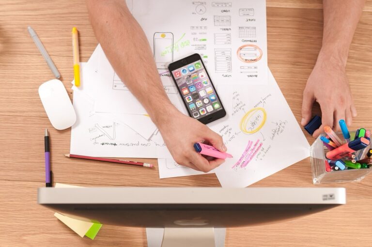 7 Interactive Label Placement Techniques That Enhance UX Design