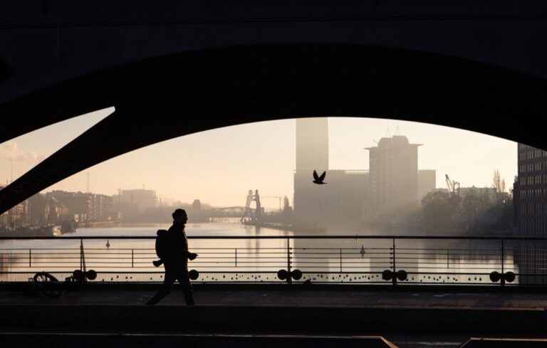 6 Ideas for Mapping Invisible Phenomena That Reveal Hidden Patterns