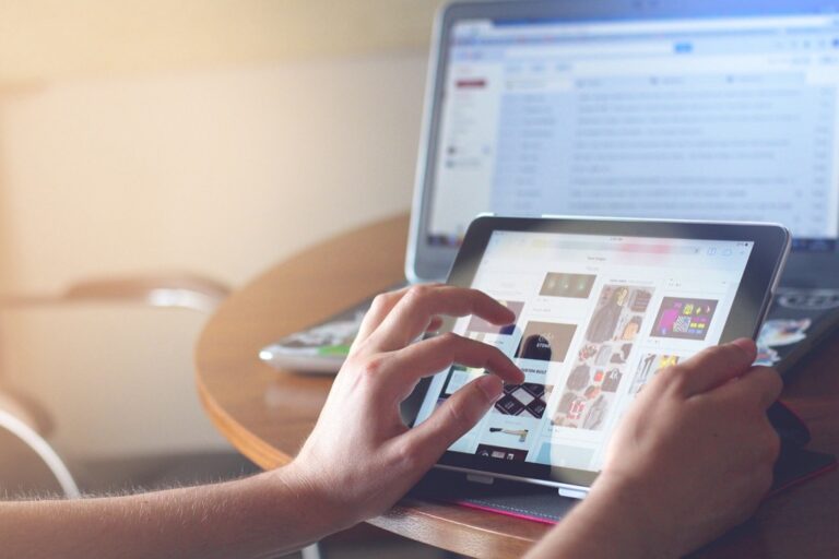 6 Strategies for Integrating Multimedia Into Maps That Transform Digital Maps